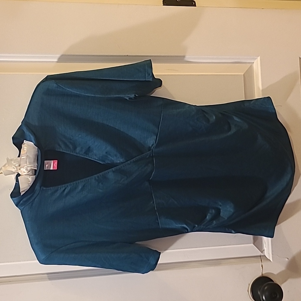 No Boundaries Junior Ruched Teal Wrap Style Keyhole Neck Shirt